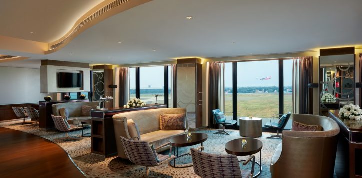 club-lounge-2