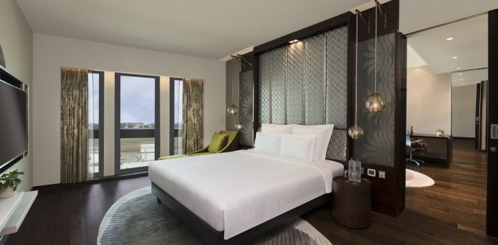 1544-superior-suite-bed-room-opt1-2-2