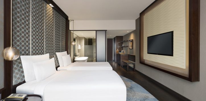 1657-twin-room-looking-in-2-2