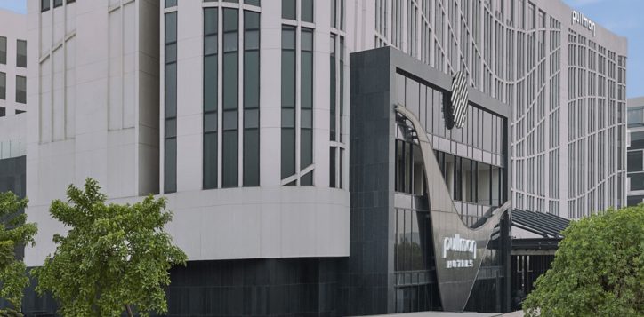 pullman-facade-2-2